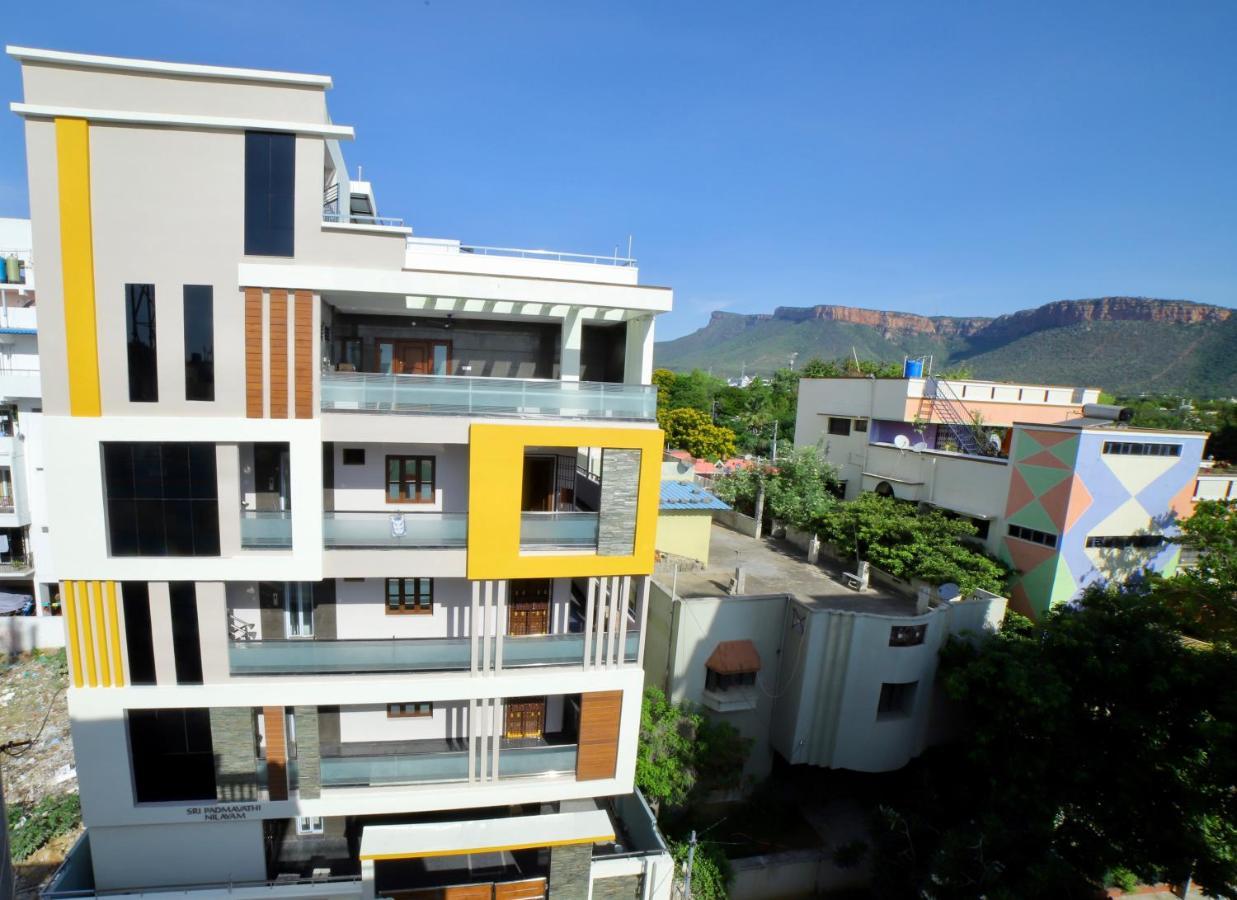 Truelife Homestays: Mountain View 2BHK Near Railway Station Tirupati Exterior photo